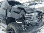 ✅ 2022 Chevrolet Silverado 1500 LT Trail Boss • VIN: 1GCPYFEDXNZ233067 • Lot: 41618201. Wystawiony na IAAI z przebiegiem 75 673 mil. Bezpłatny archiwum sprzedaży aukcyjnych z USA i szczegółowy raport historii pojazdu na DreamBid. Zdjęcie 20.