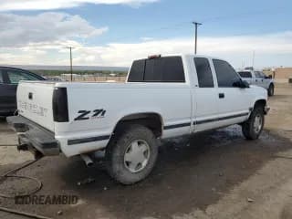 ✅ 1999 Chevrolet Silverado 1500 • VIN: 1GCEK19RXXR111474 • Лот: 71250254. Опубликован ранее на Copart с пробегом 216 539 миль. Бесплатный доступ к архиву аукционных продаж из США и подробный отчёт об истории автомобиля на DreamBid. Изображение 3.