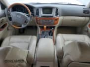 ✅ 2003 Lexus LX 470 • VIN: JTJHT00W833530098 • Lot: 64195765. Wystawiony na Copart z przebiegiem 253 180 mil. Bezpłatny archiwum sprzedaży aukcyjnych z USA i szczegółowy raport historii pojazdu na DreamBid. Zdjęcie 8.