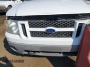 ✅ 2001 Ford Explorer Sport Trac • VIN: 1FMZU77E81UC98101 • Lot: 43143062. Wystawiony na IAAI z przebiegiem 183 323 mil. Bezpłatny archiwum sprzedaży aukcyjnych z USA i szczegółowy raport historii pojazdu na DreamBid. Zdjęcie 6.