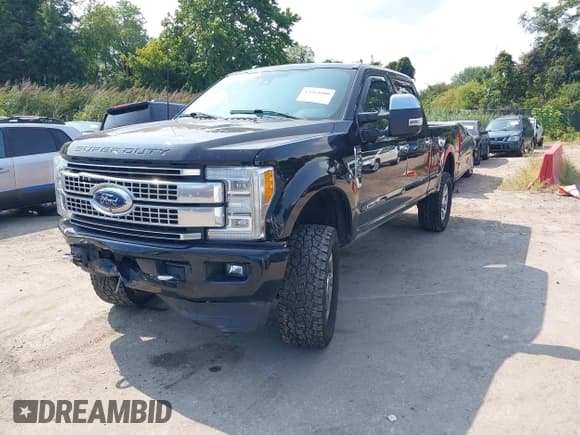 ✅ 2017 Ford F-250 Lariat • VIN: 1FT7W2BT0HEE30805 • Lot: 43164900. Listed on IAAI with 135,095 mi. Free auction sales archive from the USA and detailed vehicle history report at DreamBid. Image 18.