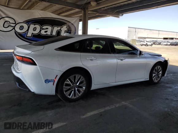 ✅ 2021 Toyota Mirai XLE • VIN: JTDAAAAA2MA001651 • Lot: 66187995. Listed on Copart with 46,975 mi. Free auction sales archive from the USA and detailed vehicle history report at DreamBid. Image 3.