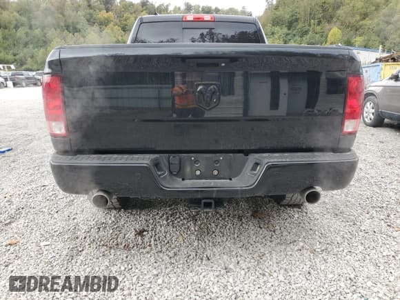 ✅ 2018 Ram 1500 Big Horn • VIN: 1C6RR7TT8JS248781 • Лот: 82416305. Опубликован ранее на Copart с пробегом 100 492 миль. Бесплатный доступ к архиву аукционных продаж из США и подробный отчёт об истории автомобиля на DreamBid. Изображение 6.