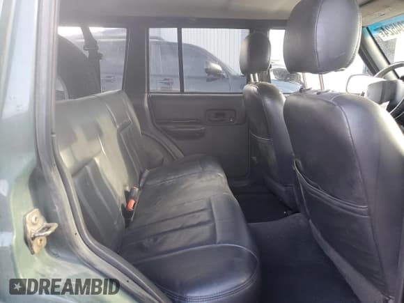 ✅ 2000 Jeep Cherokee Limited • VIN: 1J4FF68S0YL115669 • Лот: 85604524. Опубликован ранее на Copart с пробегом Не указан. Бесплатный доступ к архиву аукционных продаж из США и подробный отчёт об истории автомобиля на DreamBid. Изображение 11.