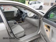 ✅ 2009 Toyota Camry LE • VIN: 4T1BE46K49U395179 • Лот: 43417564. Опубликован ранее на IAAI с пробегом 156 666 миль. Бесплатный доступ к архиву аукционных продаж из США и подробный отчёт об истории автомобиля на DreamBid. Изображение 5.