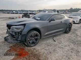 2016 Chevrolet Camaro 2SS z VIN 1G1FH1R7XG0130525, wystawiony jako Copart lot #80389535 z przebiegiem 81 867 mil mil oraz Szkoda całkowita • Salvage title. Historia ofert i sprzedaży dostępna na DreamBid. Obrazek 1.