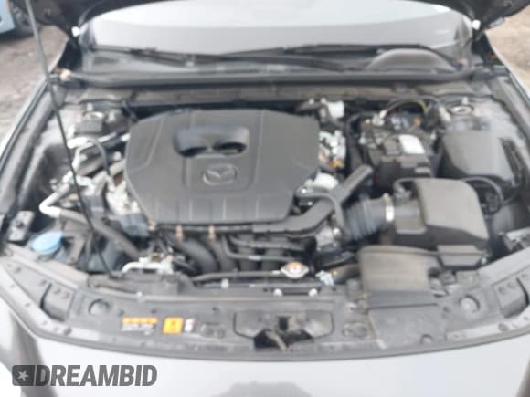 ✅ 2023 Mazda 3 S Select • VIN: 3MZBPABM2PM354066 • Lot: 41339983. Wystawiony na IAAI z przebiegiem 13 536 mil. Bezpłatny archiwum sprzedaży aukcyjnych z USA i szczegółowy raport historii pojazdu na DreamBid. Zdjęcie 10.