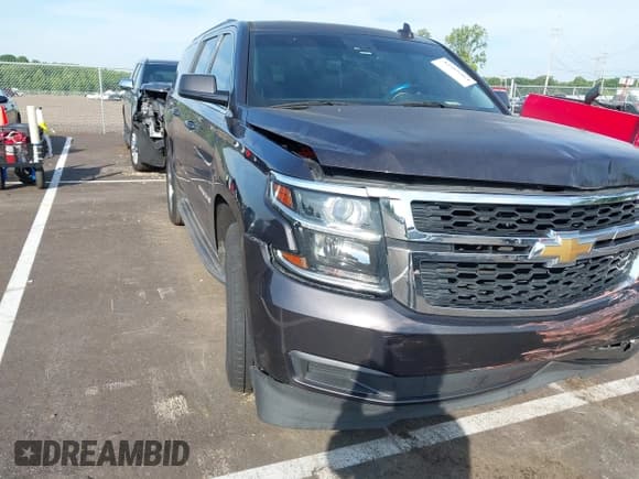 ✅ 2016 Chevrolet Suburban LT • VIN: 1GNSCHKC7GR166857 • Lot: 42569964. Listed on IAAI with 185,080 mi. Free auction sales archive from the USA and detailed vehicle history report at DreamBid. Image 1.