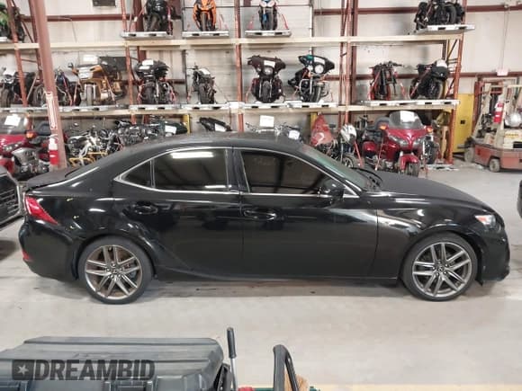 ✅ 2015 Lexus IS 250 • VIN: JTHCF1D25F5021630 • Lot: 43680367. Wystawiony na IAAI z przebiegiem 185 131 mil. Bezpłatny archiwum sprzedaży aukcyjnych z USA i szczegółowy raport historii pojazdu na DreamBid. Zdjęcie 13.