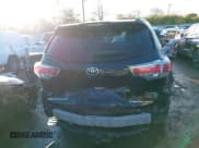 ✅ 2015 Toyota Highlander Limited Platinum • VIN: 5TDDKRFH1FS138973 • Lot: 43653015. Listed on IAAI with 152,292 mi. Free auction sales archive from the USA and detailed vehicle history report at DreamBid. Image 17.