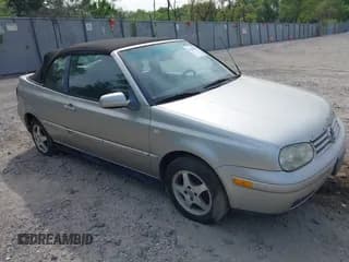 ✅ 2000 Volkswagen Cabriolet GLS • VIN: 3VWDC21V6YM809961 • Лот: 42186595. Опубликован ранее на IAAI с пробегом 196 371 миль. Бесплатный доступ к архиву аукционных продаж из США и подробный отчёт об истории автомобиля на DreamBid. Изображение 1.