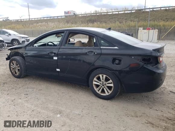 ✅ 2013 Hyundai Sonata GLS • VIN: 5NPEB4AC3DH509542 • Лот: 82229115. Опубликован ранее на Copart с пробегом 132 240 миль. Бесплатный доступ к архиву аукционных продаж из США и подробный отчёт об истории автомобиля на DreamBid. Изображение 2.