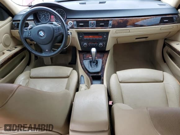 ✅ 2008 BMW 3 Series 335i • VIN: WBAVB73558KY65351 • Lot: 49228355. Listed on Copart with 149,546 mi. Free auction sales archive from the USA and detailed vehicle history report at DreamBid. Image 8.
