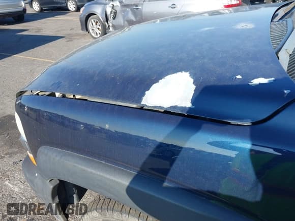 ✅ 2004 Chevrolet Suburban LT • VIN: 1GNFK16Z64J215342 • Lot: 42799214. Listed on IAAI with 222,894 mi. Free auction sales archive from the USA and detailed vehicle history report at DreamBid. Image 6.