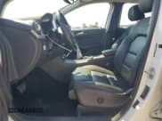 ✅ 2014 Mercedes-Benz B Electric Drive • VIN: WDDVP9AB5EJ003358 • Lot: 60154845. Wystawiony na Copart z przebiegiem 144 522 mil. Bezpłatny archiwum sprzedaży aukcyjnych z USA i szczegółowy raport historii pojazdu na DreamBid. Zdjęcie 7.