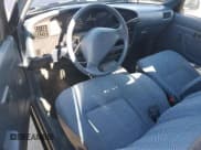 ✅ 1994 Toyota Pickup • VIN: JT4VN93D6R5041047 • Lot: 81757575. Wystawiony na Copart z przebiegiem 81 153 mil. Bezpłatny archiwum sprzedaży aukcyjnych z USA i szczegółowy raport historii pojazdu na DreamBid. Zdjęcie 8.