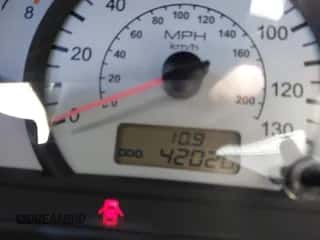 2004 Hyundai Accent GL z VIN KMHCG35C94U279813, wystawiony jako IAAI lot #43026155 z przebiegiem 42 020 mil mil oraz . Historia ofert i sprzedaży dostępna na DreamBid. Obrazek 6.