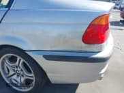 ✅ 2001 BMW 3 Series 330i • VIN: WBAAV53471FJ64617 • Lot: 42927153. Listed on IAAI with 130,365 mi. Free auction sales archive from the USA and detailed vehicle history report at DreamBid. Image 6.