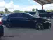 2019 Toyota Camry LE z VIN 4T1B11HKXKU217662, wystawiony jako IAAI lot #42639751 z przebiegiem 208 492 mil mil oraz . Historia ofert i sprzedaży dostępna na DreamBid. Obrazek 13.