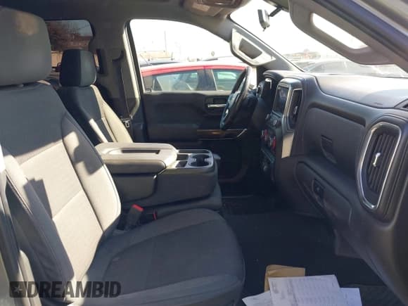 ✅ 2019 Chevrolet Silverado 1500 LT • VIN: 3GCPYDEK1KG242867 • Lot: 41342133. Wystawiony na IAAI z przebiegiem 119 442 mil. Bezpłatny archiwum sprzedaży aukcyjnych z USA i szczegółowy raport historii pojazdu na DreamBid. Zdjęcie 5.