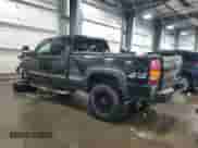 2000 Chevrolet Silverado 2500 LT с VIN 1GCGK29U5YE141509, выставлен на аукционе Copart как лот 52498205 с пробегом 217 794 миль миль и Списание • Salvage title. История ставок и продаж доступна на DreamBid. Изображение 2.