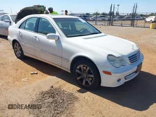 ✅ 2006 Mercedes-Benz C 280 Luxury • VIN: WDBRF54H06F832784 • Lot: 42702556. Wystawiony na IAAI z przebiegiem 143 100 mil. Bezpłatny archiwum sprzedaży aukcyjnych z USA i szczegółowy raport historii pojazdu na DreamBid. Zdjęcie 1.