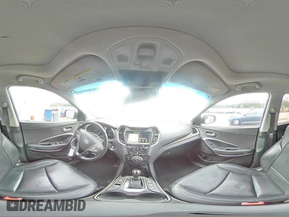 ✅ 2017 Hyundai Santa Fe Ultimate • VIN: 5XYZWDLA2HG416235 • Lot: 84582065. Listed on Copart with 177,617 mi. Free auction sales archive from the USA and detailed vehicle history report at DreamBid. Image 15.