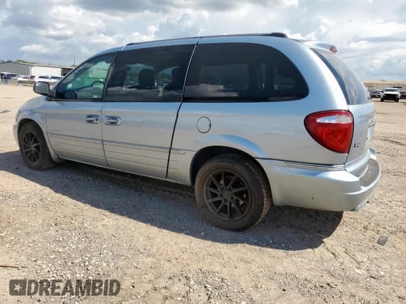 ✅ 2005 Chrysler Town & Country Limited • VIN: 2C8GP64L35R337310 • Lot: 81576045. Wystawiony na Copart z przebiegiem 169 761 mil. Bezpłatny archiwum sprzedaży aukcyjnych z USA i szczegółowy raport historii pojazdu na DreamBid. Zdjęcie 2.