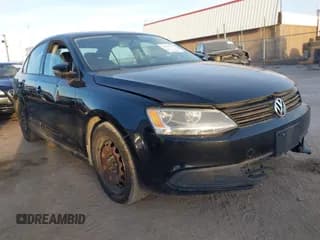 ✅ 2012 Volkswagen Jetta SE • VIN: 3VWDP7AJ9CM319747 • Лот: 43922195. Опубликован ранее на IAAI с пробегом 235 382 миль. Бесплатный доступ к архиву аукционных продаж из США и подробный отчёт об истории автомобиля на DreamBid. Изображение 1.
