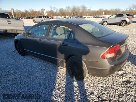 ✅ 2011 Honda Civic DX-VP • VIN: 19XFA1E31BE005900 • Лот: 92169655. Опубликован ранее на Copart с пробегом 93 657 миль. Бесплатный доступ к архиву аукционных продаж из США и подробный отчёт об истории автомобиля на DreamBid. Изображение 2.