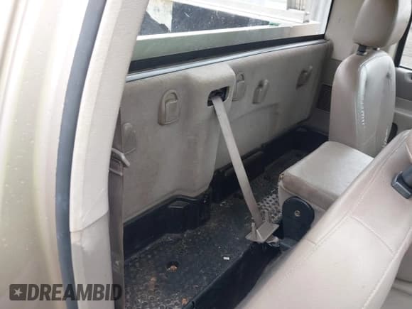 ✅ 2005 Dodge 2500 ST • VIN: 3D6WR26D55G831545 • Лот: 42344840. Опубликован ранее на IAAI с пробегом 98 575 миль. Бесплатный доступ к архиву аукционных продаж из США и подробный отчёт об истории автомобиля на DreamBid. Изображение 8.