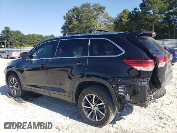 ✅ 2019 Toyota Highlander SE • VIN: 5TDKZRFH2KS574745 • Lot: 80111035. Wystawiony na Copart z przebiegiem 93 587 mil. Bezpłatny archiwum sprzedaży aukcyjnych z USA i szczegółowy raport historii pojazdu na DreamBid. Zdjęcie 2.