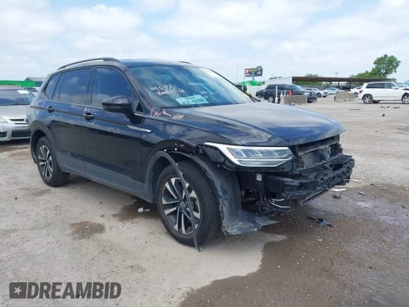 ✅ 2022 Volkswagen Tiguan S • VIN: 3VV0B7AX7NM137070 • Lot: 42492020. Wystawiony na IAAI z przebiegiem 24 396 mil. Bezpłatny archiwum sprzedaży aukcyjnych z USA i szczegółowy raport historii pojazdu na DreamBid. Zdjęcie 1.