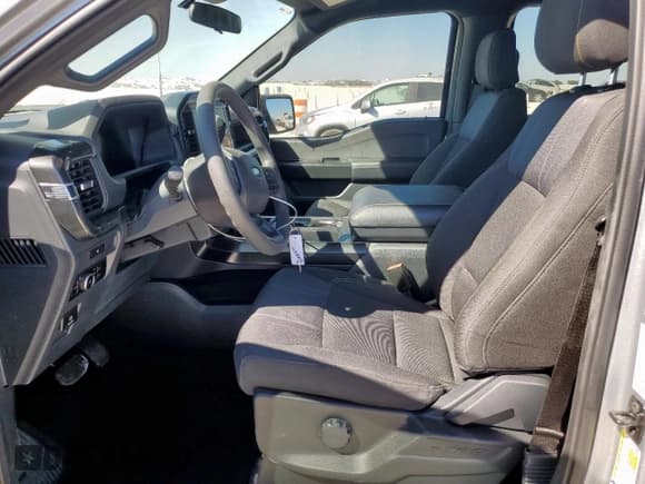 ✅ 2025 Ford F-150 STX • VIN: 1FTFW2L52SKD37689 • Lot: 82458585. Listed on Copart with 10,243 mi. Free auction sales archive from the USA and detailed vehicle history report at DreamBid. Image 7.