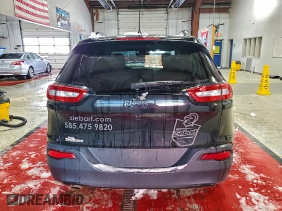 ✅ 2018 Jeep Cherokee Latitude • VIN: 1C4PJMCB9JD533037 • Lot: 94155215. Listed on Copart with 128,737 mi. Free auction sales archive from the USA and detailed vehicle history report at DreamBid. Image 6.