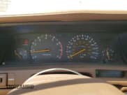 ✅ 1990 Toyota Camry • VIN: 4T1SV22E0LU247672 • Lot: 70946385. Wystawiony na Copart z przebiegiem 277 952 mil. Bezpłatny archiwum sprzedaży aukcyjnych z USA i szczegółowy raport historii pojazdu na DreamBid. Zdjęcie 9.