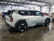 ✅ 2024 Kia EV9 Wind • VIN: KNDAFFS58R6018738 • Lot: 47033525. Wystawiony na Copart z przebiegiem 18 434 mil. Bezpłatny archiwum sprzedaży aukcyjnych z USA i szczegółowy raport historii pojazdu na DreamBid. Zdjęcie 3.