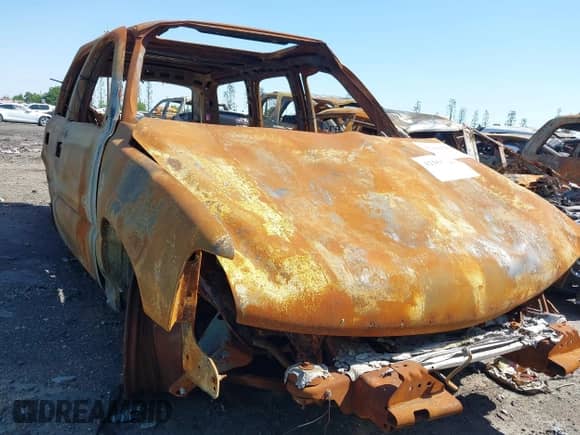 2005 Chevrolet Tahoe LT with VIN 1GNEC13T35R103223, listed as a IAAI auction lot 42165644 with Not provided miles and . Bid and sale history available at DreamBid. Image 13.