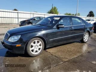 ✅ 2004 Mercedes-Benz S 500 • VIN: WDBNG84J14A429150 • Лот: 56303955. Опубликован ранее на Copart с пробегом 142 432 миль. Бесплатный доступ к архиву аукционных продаж из США и подробный отчёт об истории автомобиля на DreamBid. Изображение 1.