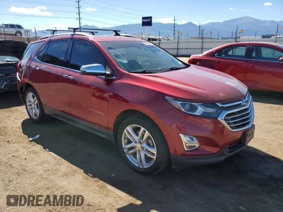 2018 Chevrolet Equinox Premier with VIN 3GNAXWEX6JS507768, listed as a Copart auction lot 84743845 with 36,822 mi miles and Salvage title. Bid and sale history available at DreamBid. Image 4.