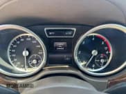 ✅ 2014 Mercedes-Benz GL 350 • VIN: 4JGDF2EEXEA328958 • Lot: 67666195. Wystawiony na Copart z przebiegiem 244 403 mil. Bezpłatny archiwum sprzedaży aukcyjnych z USA i szczegółowy raport historii pojazdu na DreamBid. Zdjęcie 9.