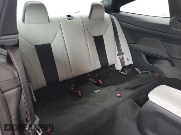 ✅ 2025 BMW M4 Competition xDrive • VIN: WBS33HK07SCT35640 • Lot: 63612045. Listed on Copart with 2,338 mi. Free auction sales archive from the USA and detailed vehicle history report at DreamBid. Image 10.