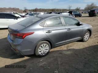 2020 Hyundai Accent SE z VIN 3KPC24A67LE101940, wystawiony jako Copart lot #76359753 z przebiegiem 73 889 mil mil oraz . Historia ofert i sprzedaży dostępna na DreamBid. Obrazek 3.