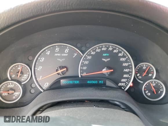 2010 Chevrolet Corvette 1LT с VIN 1G1YE2DW7A5101466, выставлен на аукционе Copart как лот 77403254 с пробегом 46 060 миль миль и Списание • Salvage title. История ставок и продаж доступна на DreamBid. Изображение 9.