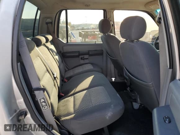 ✅ 2003 Ford Explorer Sport Trac XLS • VIN: 1FMZU67E83UC69467 • Lot: 86825505. Wystawiony na Copart z przebiegiem 169 878 mil. Bezpłatny archiwum sprzedaży aukcyjnych z USA i szczegółowy raport historii pojazdu na DreamBid. Zdjęcie 10.