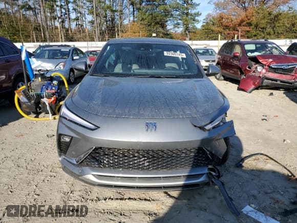 ✅ 2025 Buick Envista Avenir • VIN: KL47LCEP2SB137083 • Lot: 92500145. Wystawiony na Copart z przebiegiem 14 247 mil. Bezpłatny archiwum sprzedaży aukcyjnych z USA i szczegółowy raport historii pojazdu na DreamBid. Zdjęcie 5.