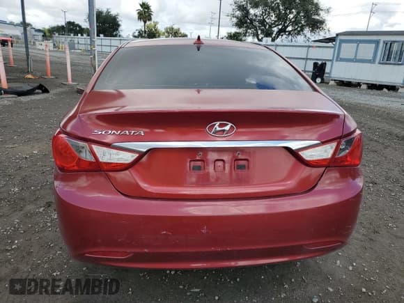 ✅ 2013 Hyundai Sonata GLS • VIN: 5NPEB4AC8DH687186 • Лот: 82529455. Опубликован ранее на Copart с пробегом 198 451 миль. Бесплатный доступ к архиву аукционных продаж из США и подробный отчёт об истории автомобиля на DreamBid. Изображение 6.