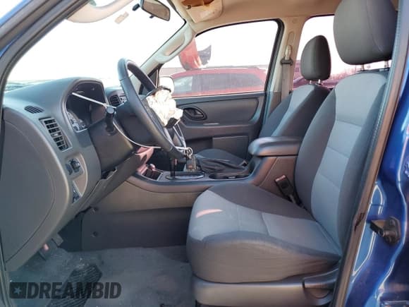 ✅ 2007 Ford Escape XLS • VIN: 1FMYU02Z07KA21945 • Lot: 46545535. Listed on Copart with Not provided. Free auction sales archive from the USA and detailed vehicle history report at DreamBid. Image 7.