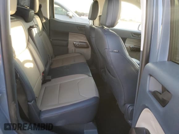 ✅ 2025 Ford Maverick Lariat • VIN: 3FTTW8S32SRB18782 • Lot: 86696435. Listed on Copart with 4,233 mi. Free auction sales archive from the USA and detailed vehicle history report at DreamBid. Image 10.