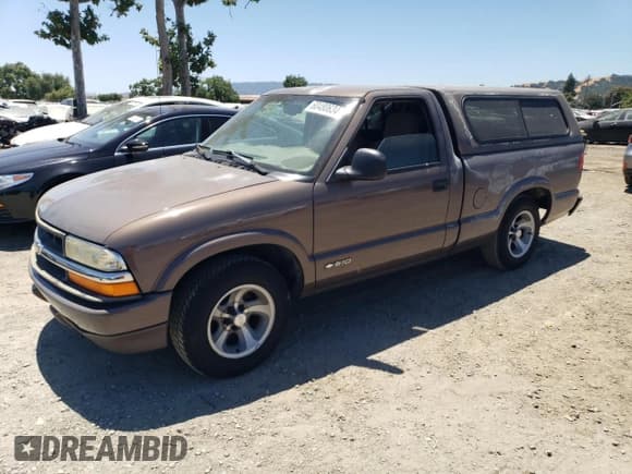 ✅ 1998 Chevrolet S-10 LS • VIN: 1GCCS1443WK209482 • Лот: 60480634. Опубликован ранее на Copart с пробегом 126 552 миль. Бесплатный доступ к архиву аукционных продаж из США и подробный отчёт об истории автомобиля на DreamBid. Изображение 1.